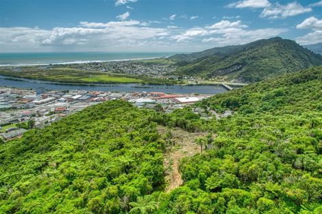 Photo of property in 41 Puketahi Street, Greymouth, 7805