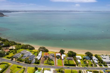 Photo of property in 66 Tindalls Bay Road, Tindalls Beach, Whangaparaoa, 0930