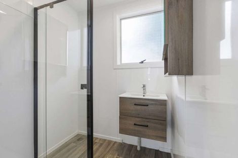 Photo of property in 56a Myers Road, Manurewa East, Auckland, 2102