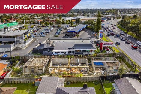 Photo of property in 3370 Great North Road, Glen Eden, Auckland, 0602