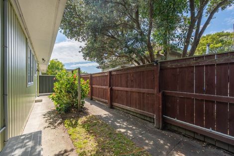 Photo of property in 1/2 Trigg Crescent, Taradale, Napier, 4112
