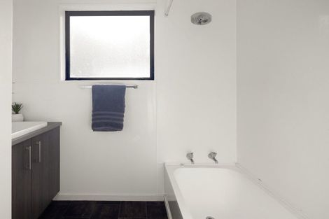 Photo of property in 13 Point Street, Raglan, 3225