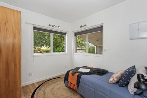 Photo of property in 35 Regent Street, Silverdale, Hamilton, 3216