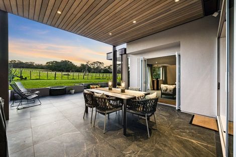 Photo of property in 100 Campbell Road, One Tree Hill, Auckland, 1061