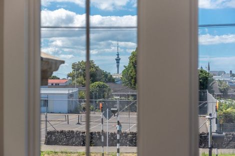 Photo of property in 16b View Road, Mount Eden, Auckland, 1024