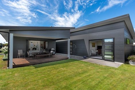 Photo of property in 19 Plains Avenue, Masterton, 5810