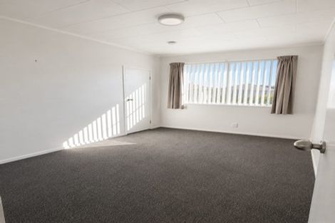 Photo of property in 1/21 Bonito Place, Bayview, Auckland, 0629