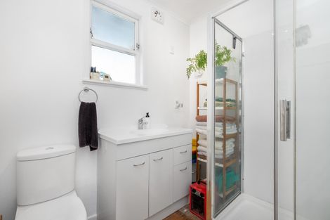 Photo of property in 12 Jupiter Street, Rosehill, Papakura, 2113