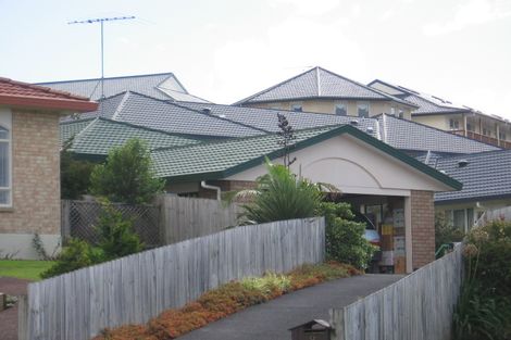 Photo of property in 9 Ryden Place, Glen Eden, Auckland, 0602