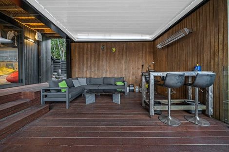 Photo of property in 8 Aberdeen Road, Campbells Bay, Auckland, 0620