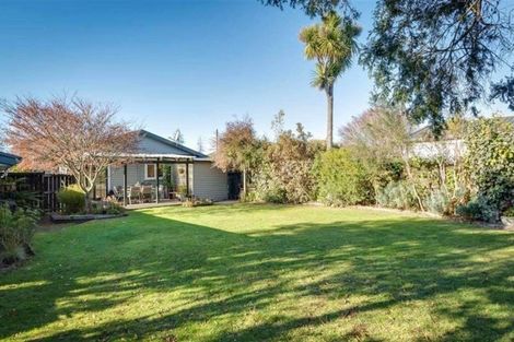 Photo of property in 11 Claremont Avenue, Papanui, Christchurch, 8053