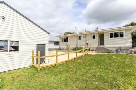 Photo of property in 32 Elizabeth Place, Ferndale, New Plymouth, 4310
