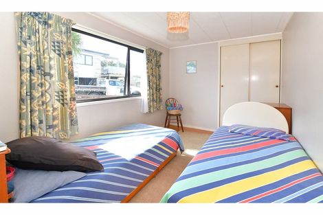 Photo of property in 15b Gilshennan Valley, Red Beach, 0932