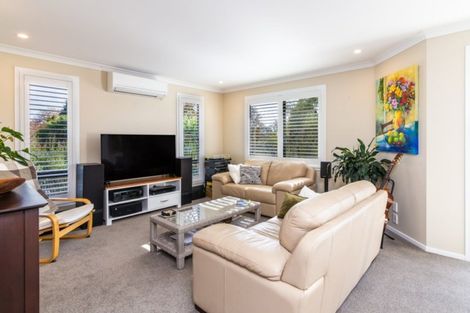 Photo of property in 2/17 Rainbow Drive, Rainbow Point, Taupo, 3330