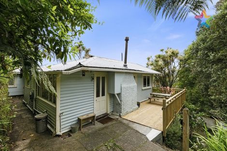 Photo of property in 261 Grounsell Crescent, Belmont, Lower Hutt, 5010