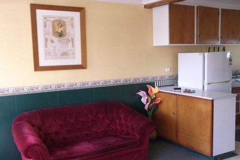 Photo of property in 18 Winton Street, St Albans, Christchurch, 8014