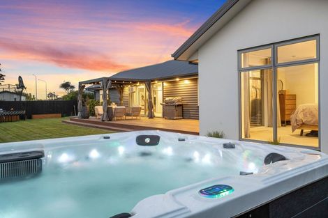 Photo of property in 21 Flaxon Place, Burwood, Christchurch, 8083