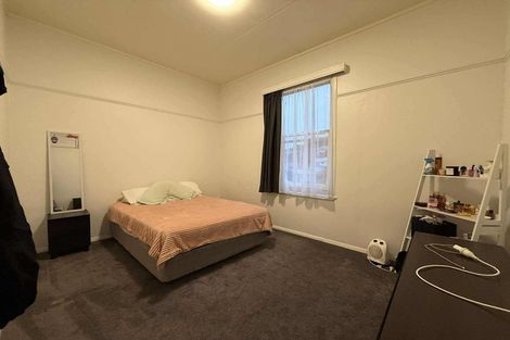 Photo of property in 22 Lawrence Street, Newtown, Wellington, 6021