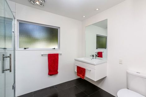 Photo of property in 55 Calvert Road, Lynmouth, New Plymouth, 4310