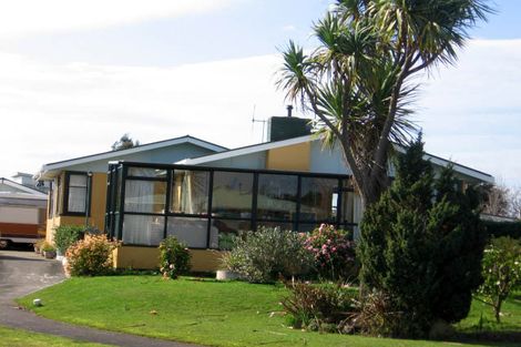 Photo of property in 6 Greenock Place, Awapuni, Palmerston North, 4412