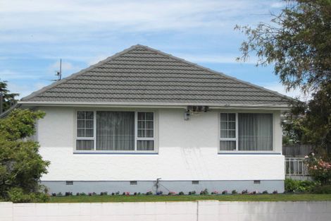 Photo of property in 12 Ottawa Road, Wainoni, Christchurch, 8061