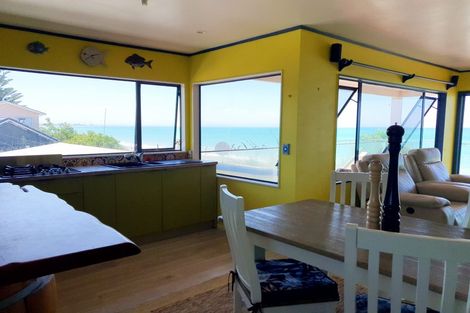 Photo of property in 267 Clifton Road, Te Awanga, 4102