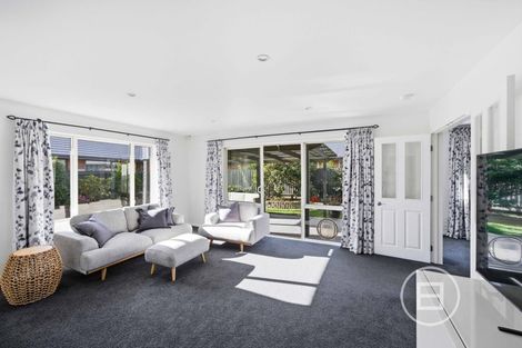 Photo of property in 10 Highwood Lane, Burnside, Christchurch, 8053