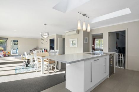 Photo of property in 2 Ernest Place, Brightwater, 7022