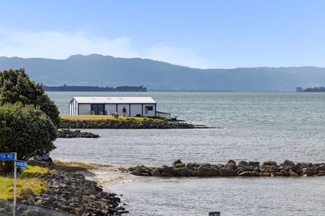 Photo of property in 3/104 Harbour Drive, Otumoetai, Tauranga, 3110