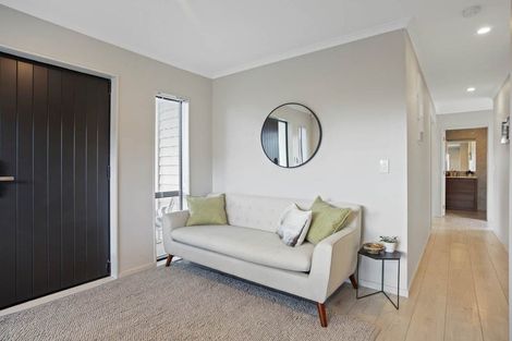 Photo of property in 16a James Street, Mangere East, Auckland, 2024