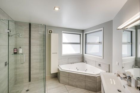 Photo of property in 84 Te Awa Avenue, Te Awa, Napier, 4110