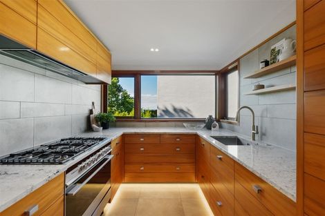 Photo of property in 34 Castor Bay Road, Castor Bay, Auckland, 0620