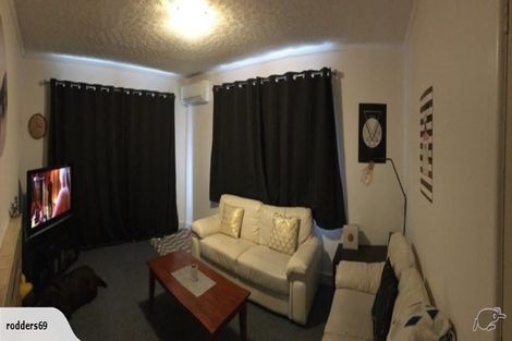 Photo of property in 71 Barton Street, Woolston, Christchurch, 8023