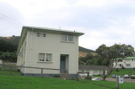 Photo of property in 42 Tremewan Street, Tawa, Wellington, 5028