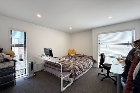 Photo of property in 35 Westgate Drive, Westgate, Auckland, 0614