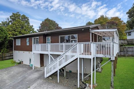 Photo of property in 2 Talmar Place, Massey, Auckland, 0614