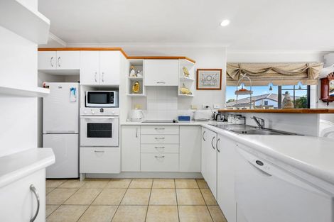 Photo of property in Bramley Gardens, 3/46 Turnbury Court, Rototuna, Hamilton, 3210