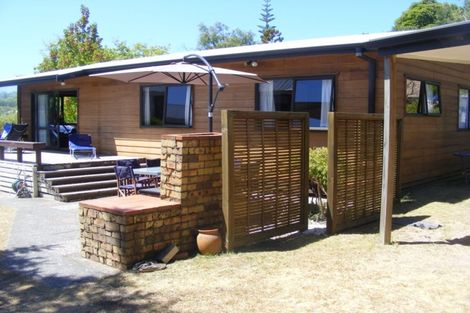 Photo of property in 9 Pleasant Place, Pauanui, Hikuai, 3579