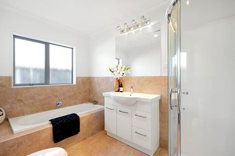 Photo of property in 1 Astelia Lane, Rototuna North, Hamilton, 3210