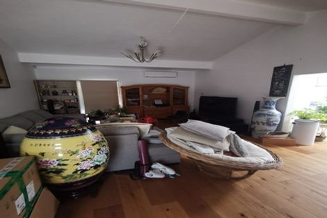 Photo of property in 52 Grenada Avenue, Forrest Hill, Auckland, 0620