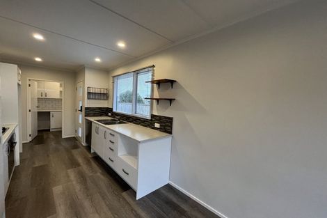 Photo of property in 7 Sharda Grove, Paraparaumu Beach, Paraparaumu, 5032