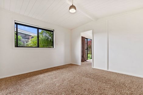 Photo of property in 13 Ferry Road, Waipu, 0510