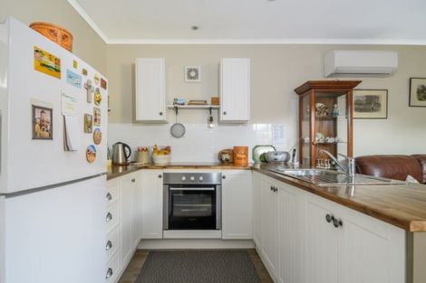 Photo of property in 50 Durham Street, Picton, 7220