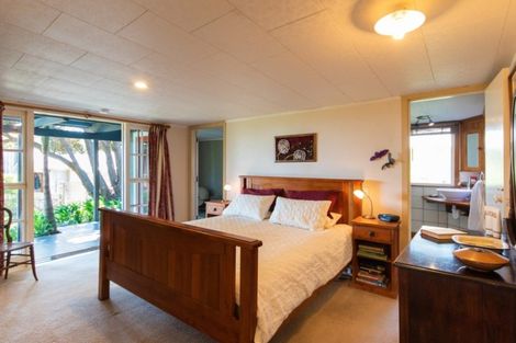 Photo of property in 24 Wellwood Terrace, Te Awanga, 4102