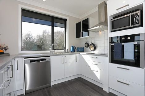 Photo of property in 6 George Street, Bulls, 4818