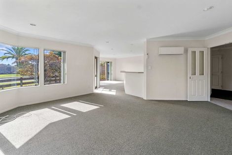 Photo of property in 125 Pacific View Road, Papamoa Beach, Papamoa, 3118