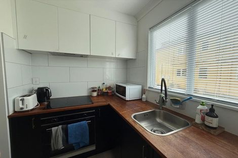 Photo of property in 2/288 College Street, West End, Palmerston North, 4410