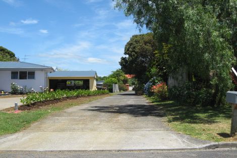 Photo of property in 14 Taihiki Road, Clarks Beach, 2122