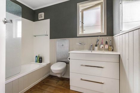 Photo of property in 1/29 Raines Avenue, Forrest Hill, Auckland, 0620