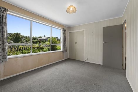 Photo of property in 19 Shaldon Crescent, Blagdon, New Plymouth, 4310